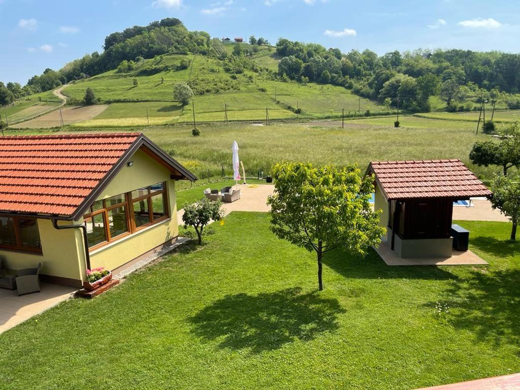 Ruralna Kuca 'Villa Zagorka' Za Odmor Sa Bazenom I Bocalistem Donja Pacetina Esterno foto