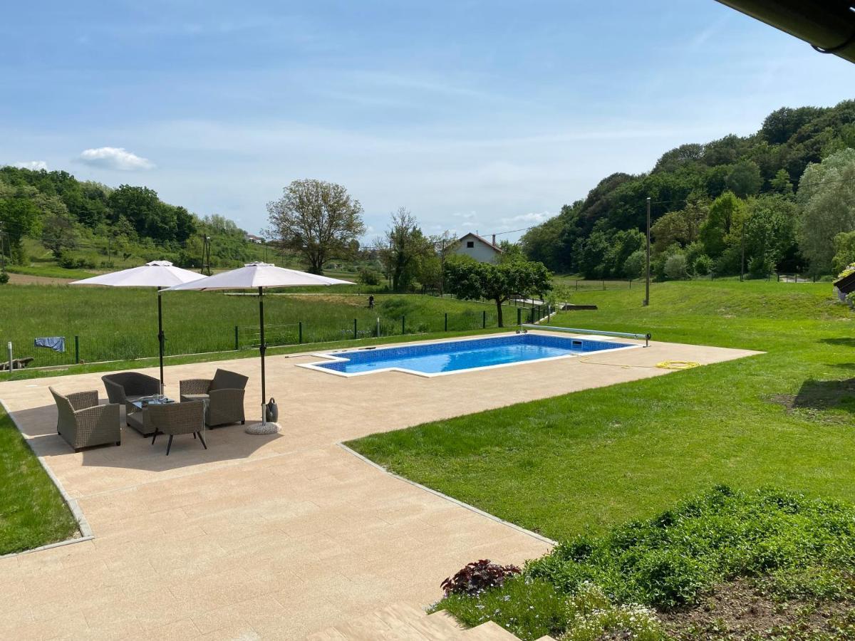 Ruralna Kuca 'Villa Zagorka' Za Odmor Sa Bazenom I Bocalistem Donja Pacetina Esterno foto