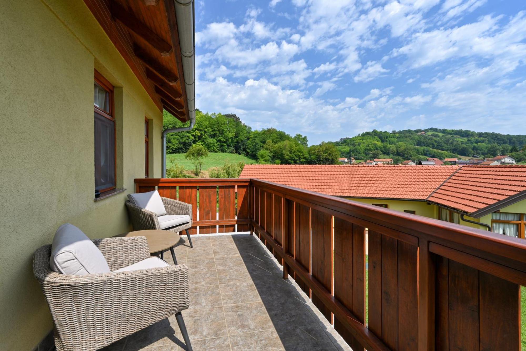 Ruralna Kuca 'Villa Zagorka' Za Odmor Sa Bazenom I Bocalistem Donja Pacetina Esterno foto